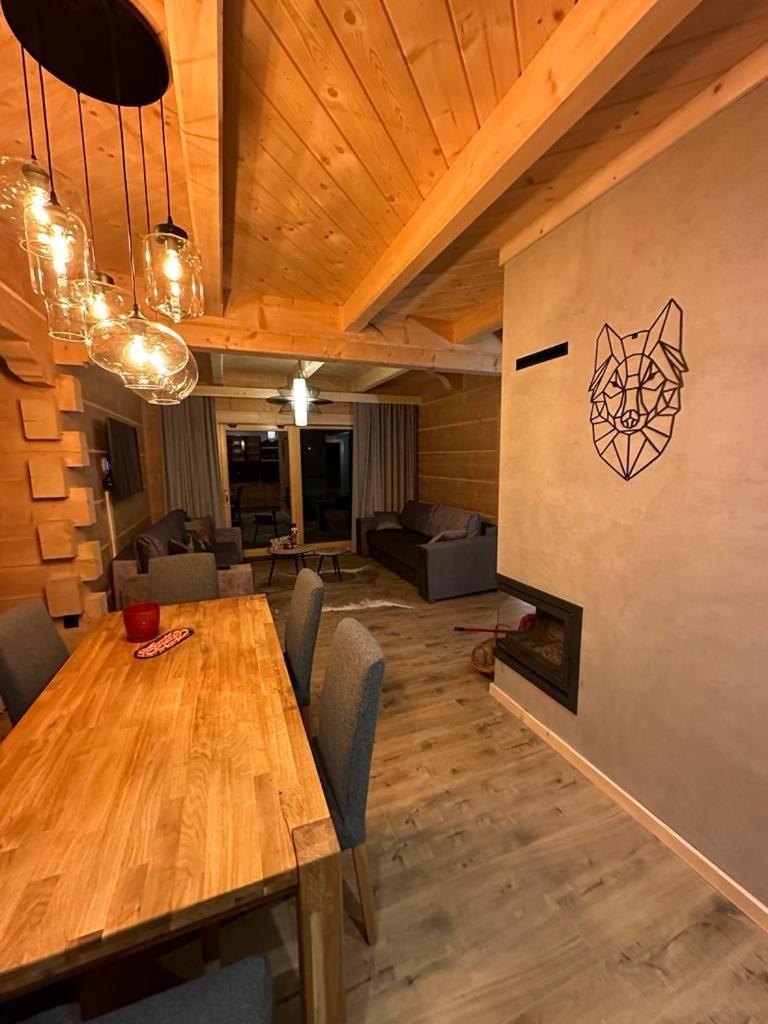 Tatra Wood House Boutique Chalet *